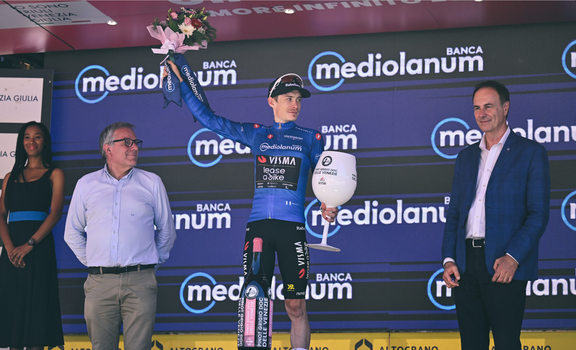 Pink Jersey Changes Hands in the Alps: Vingegaard Dominates Stage 14 with Solo Victory