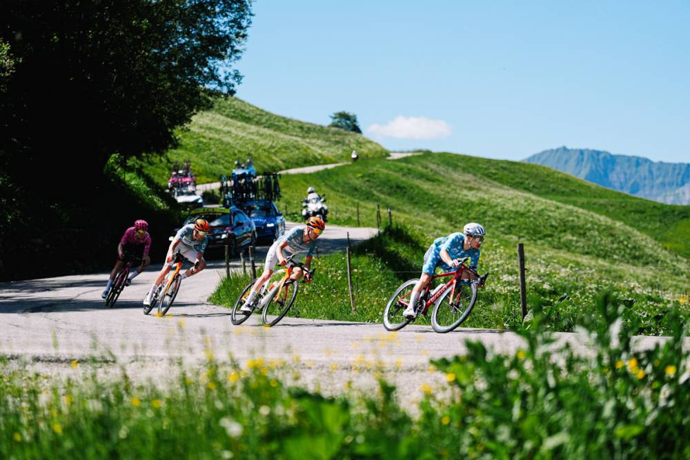 Del Toro Claims Dramatic Overall Victory with Final-Stage Summit Triumph! Shuffling Standings Unfold on the Decisive Final Day of the Tour Auvergne-Rhône-Alpes