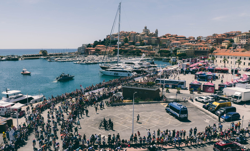 "Last 3km Surprise Attack Rewrites the Script"｜Segaert Solos to Victory, Giro d’Italia Stage 12 Sees Upset Sprint Finish