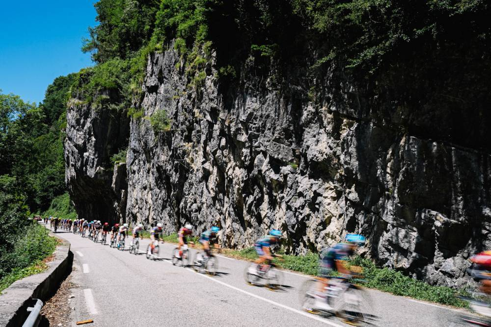 Full-Scale Action! Stage of the 2026 Tour Auvergne-Rhône-Alpes Heats Up on June 13, Overall General Classification Shuffled Dramatically