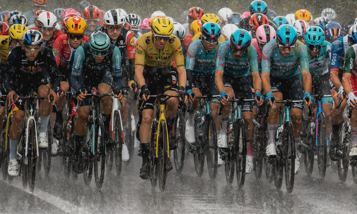 Epic Rainy Battle & Dramatic Comeback! Thrilling Chaos Unfolds at Stage 5 of the 2026 Giro d’Italia